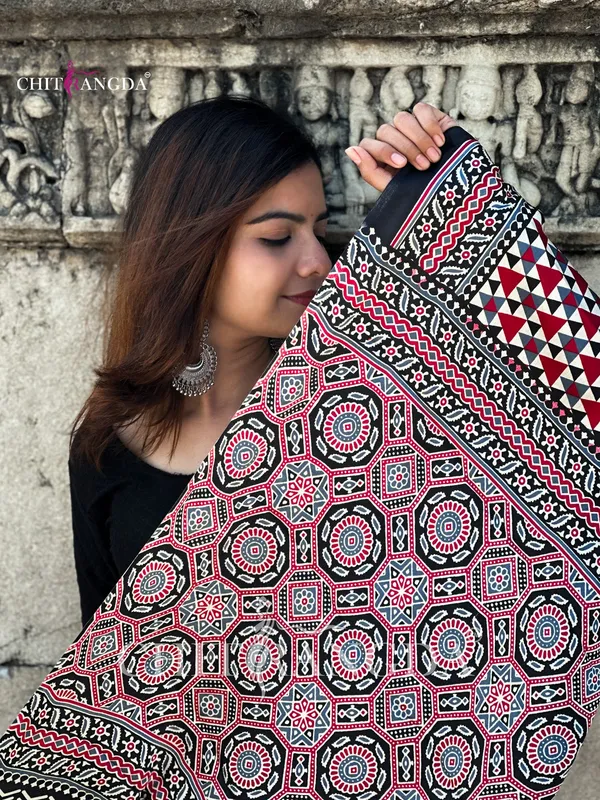 Black_And_Red_Trending_Ajrakh_Print_Semi_Modal_Silk_Saree_682007